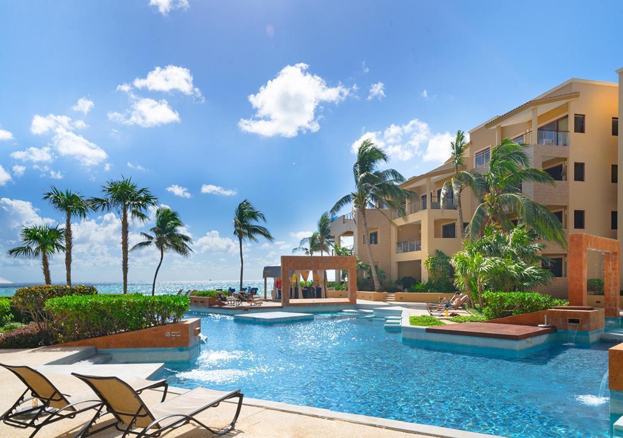 Condo Surf 405 - Luxury Oceanview Beachfront 3 Bedroom With Gym - At El Faro Condos Playa del Carmen Exterior photo
