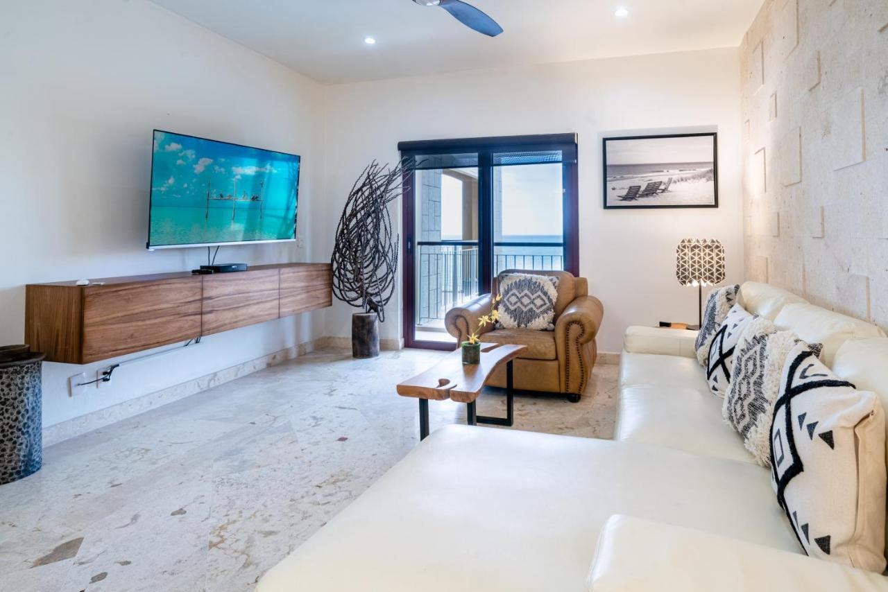 Condo Surf 405 - Luxury Oceanview Beachfront 3 Bedroom With Gym - At El Faro Condos Playa del Carmen Exterior photo