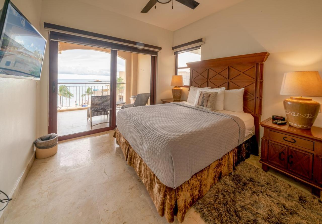 Condo Surf 405 - Luxury Oceanview Beachfront 3 Bedroom With Gym - At El Faro Condos Playa del Carmen Exterior photo